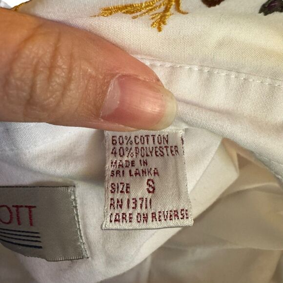 Vintage white button down with autumn embroidered trim Pumpkin Buttons Small‎ - Picture 16 of 16